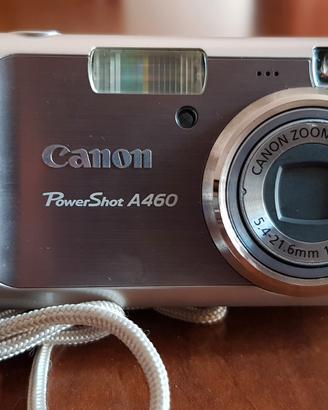 Macchina fotografica con display CANON