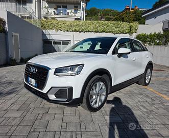Audi Q2 S-design Automatica