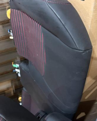 Sedili completi Rav4 2023