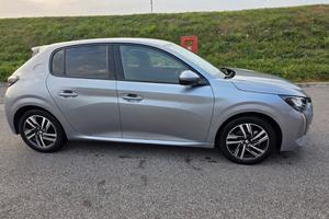 Peugeot 208 Allure