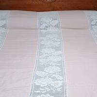 copriletto lavorato a mano Strisce filet uncinetto