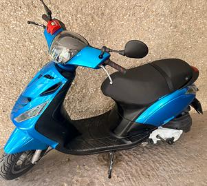 Piaggio Zip 100