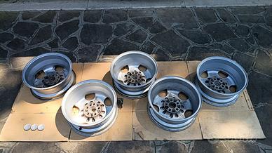 5 cerchi in lega Speedline 6Jx15H2-40 Alfa 1992