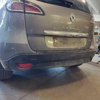 Paraurti posteriore RENAULT SCENIC del 2013