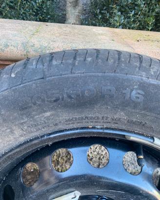 Pneumatico continental nuovo