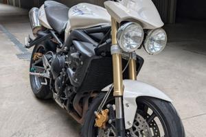 Triumph Street Triple 675