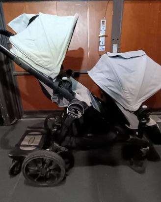 Passeggino gemellare