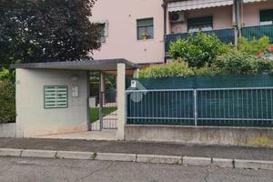 4 LOCALI A BUTTAPIETRA