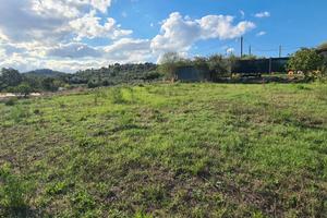 Terreno edificabile 2.200 mq a Corciano