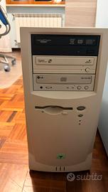 Computer fisso desktop pc