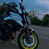 CFMOTO 650 NK come nuova con 500 km