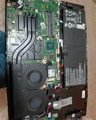 Acer Nitro (Per Parti di Ricambio) - Schermo, Scoc