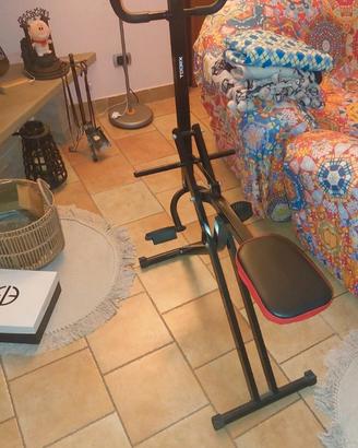 attrezzo fitness da ginnastica a casa