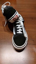 Vans unisex Old Skoll "Off The Wall" numero 32