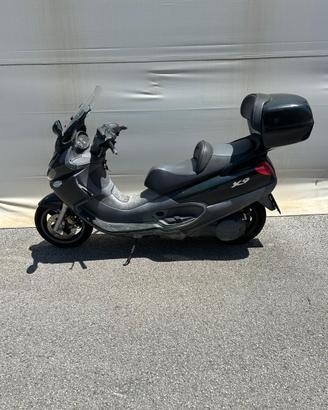 Piaggio X9 500