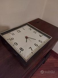 Orologio da parete AMS Quartz 