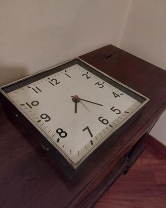Orologio da parete AMS Quartz 