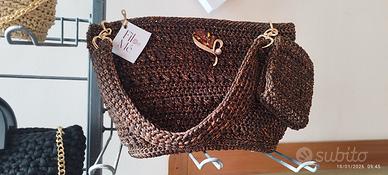 varie borse fatte a mano 