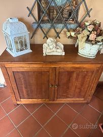 Credenza in legno