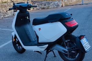 SCOOTER ELETTRICO - NIU MQI 125cc