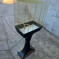 gabbie per uccelli.