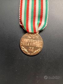 Medaglia Oro 750 18 k 50° Anniversario Vittoria