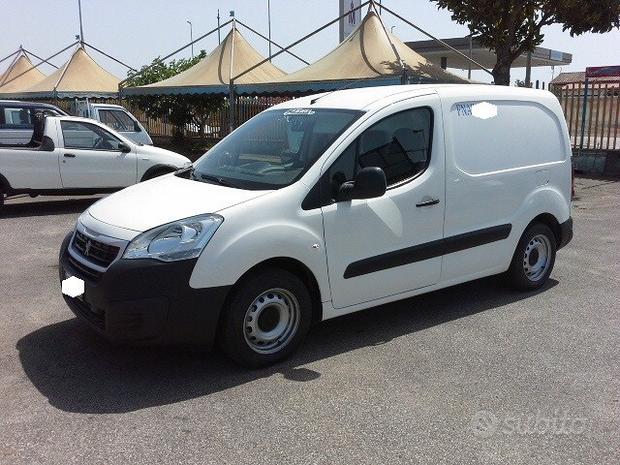 Peugeot partner 1.6 hdi coibentato con frigo nuovo
