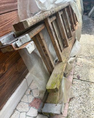 Sistema di scale in legno  componibili in serie