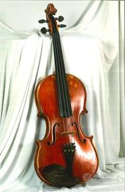 Violino cremonese costruito nel 1981.