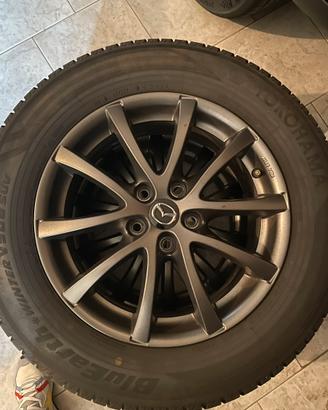 4 cerchi con gomma invernali originali Mazda