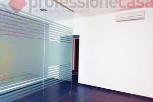 Negozio Aquino [Cod. rif 3299560ACG]