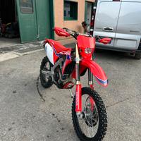 Honda crf 250r enduro