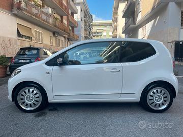 volkswagen up 1.0 high up 75 cv 3p