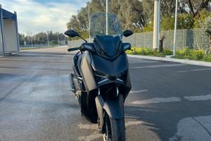 Xmax 125