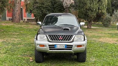 Mitsubishi L200 2.5 TDI 4WD Double Cab Pick-up GLS