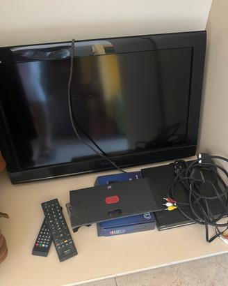 Tv Toshiba, decoder, lettore dvd, staffa parete