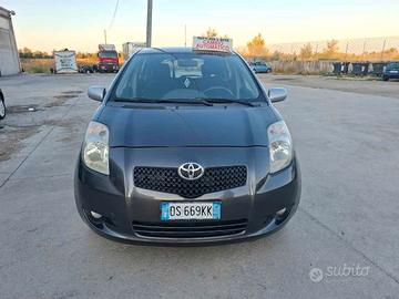 Toyota Yaris BENZINA - 2008 CAMBIO AUTOMATICO !!!!