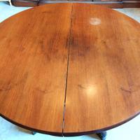 Tavolo da sala allungabile in legno massello