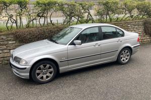 BMW 320 d  2001 per pezzi di Ricambio