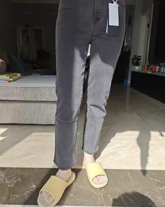 Jeans da donna a vita alta a sigarette, lungo fino