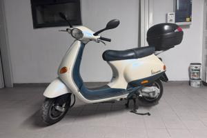 Vespa ET4 50