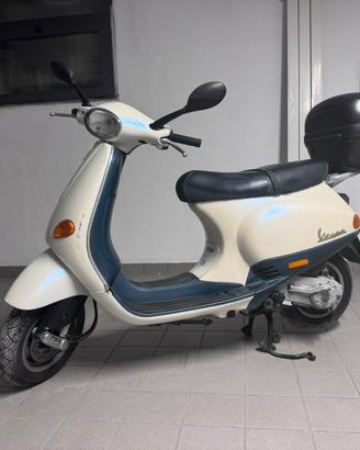 Vespa ET4 50