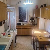 cucina tavolo 4 sedie mobili lavello