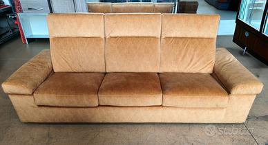 PoltroneSofà Divano a 3 posti in tessuto