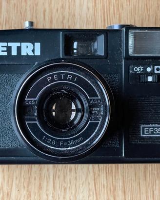 fotocamera Petri EF35