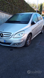 Mercedes classe B mb245 diesel solo pezzi ricambio