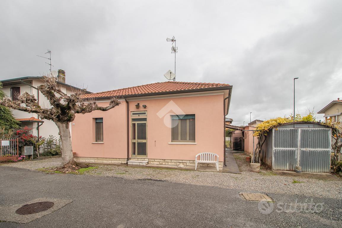 CASA SEMINDIPENDENTE A RAVENNA
