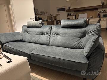 Divano in velluto due posti