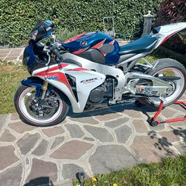 honda cbr 1000 rr