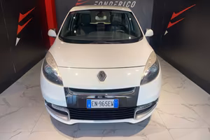 RENAULT Scénic 1.6 Wave
